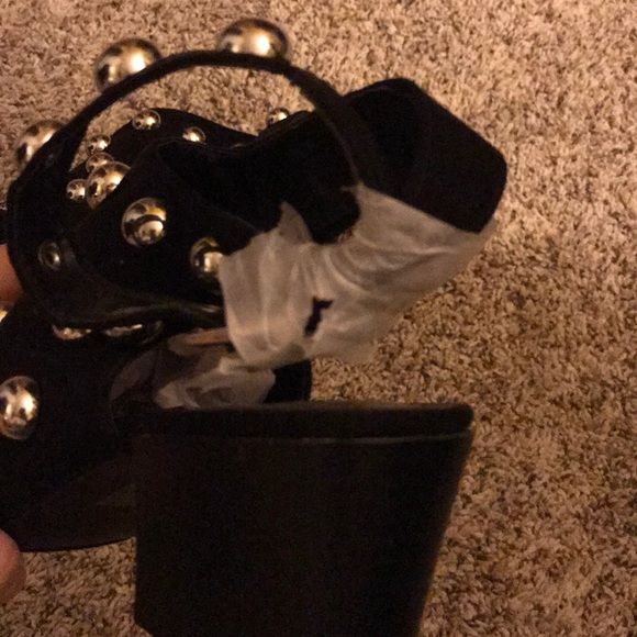 BRAND NEW studded Booties 🖤 - Picture 4 of 8